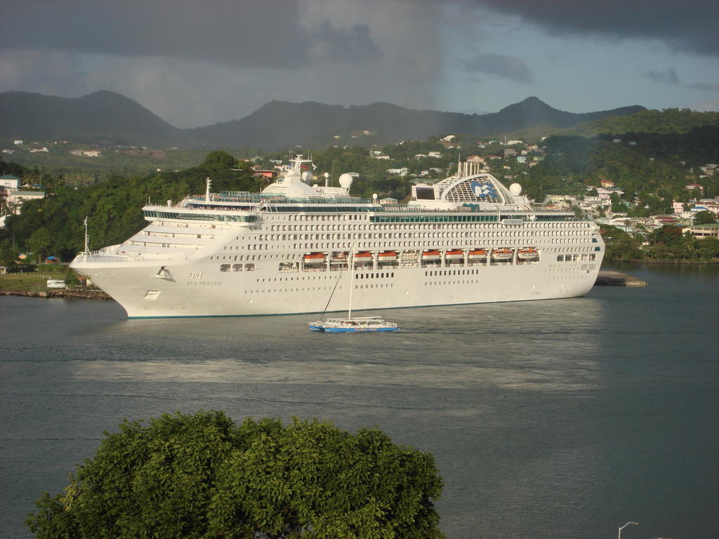 كاسترايْزْ Bayside Villa St. Lucia المظهر الخارجي الصورة