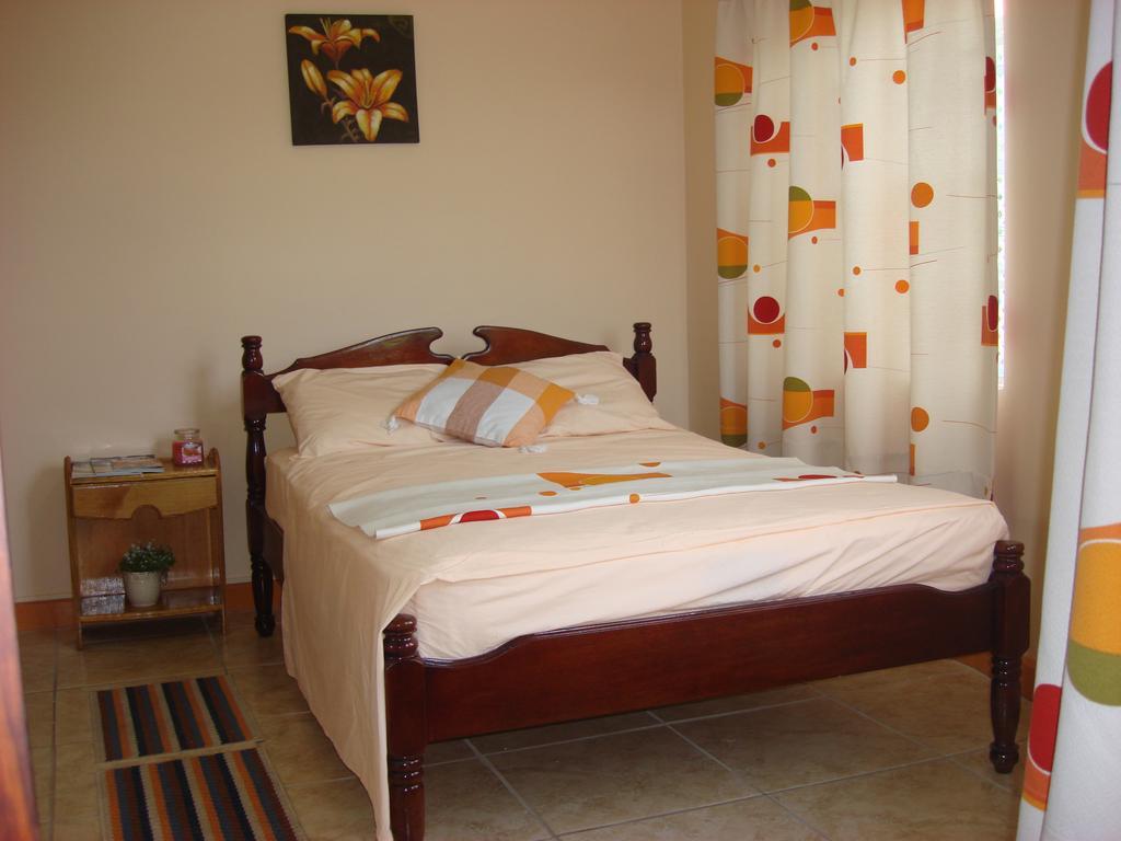 كاسترايْزْ Bayside Villa St. Lucia الغرفة الصورة