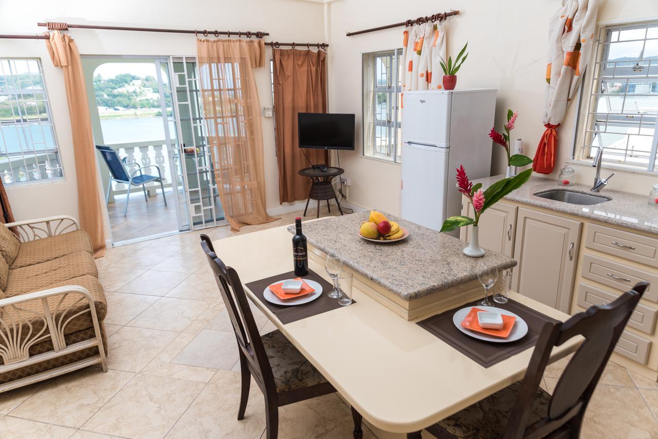 كاسترايْزْ Bayside Villa St. Lucia المظهر الخارجي الصورة